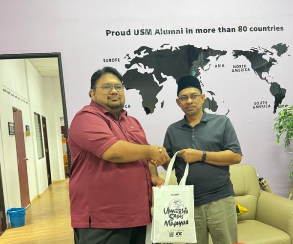 images/alumni/zakat_2.jpg#joomlaImage://local-images/alumni/zakat_2.jpg?width=810&height=582