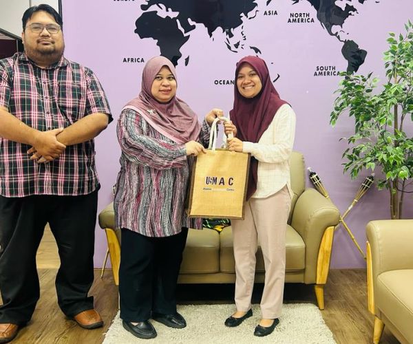 images/alumni/cmo3.jpg#joomlaImage://local-images/alumni/cmo3.jpg?width=1080&height=607